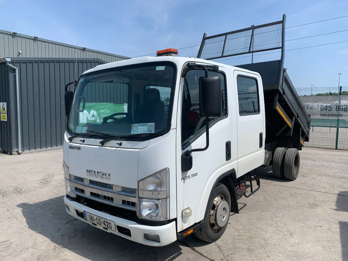 BID ONLINE NOW - 2014 ISUZU 3.5T CREW CAB TIPPER - Image 1