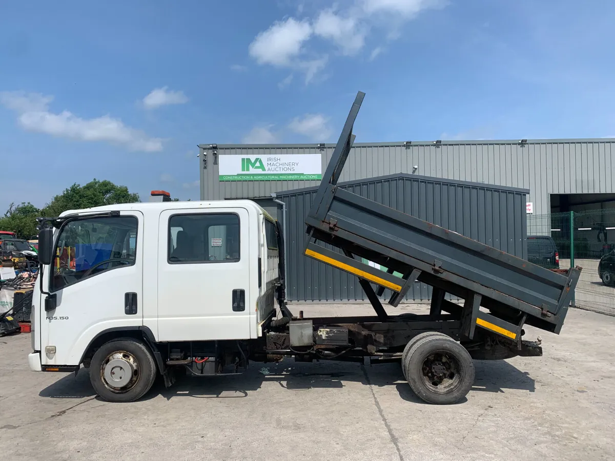 BID ONLINE NOW - 2014 ISUZU 3.5T CREW CAB TIPPER - Image 2