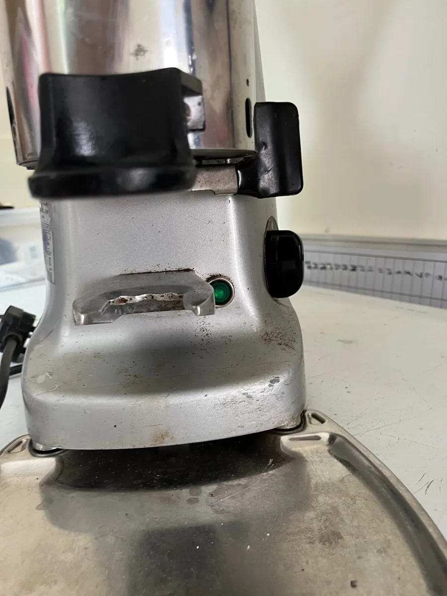Mazzer coffee grinder - Image 2