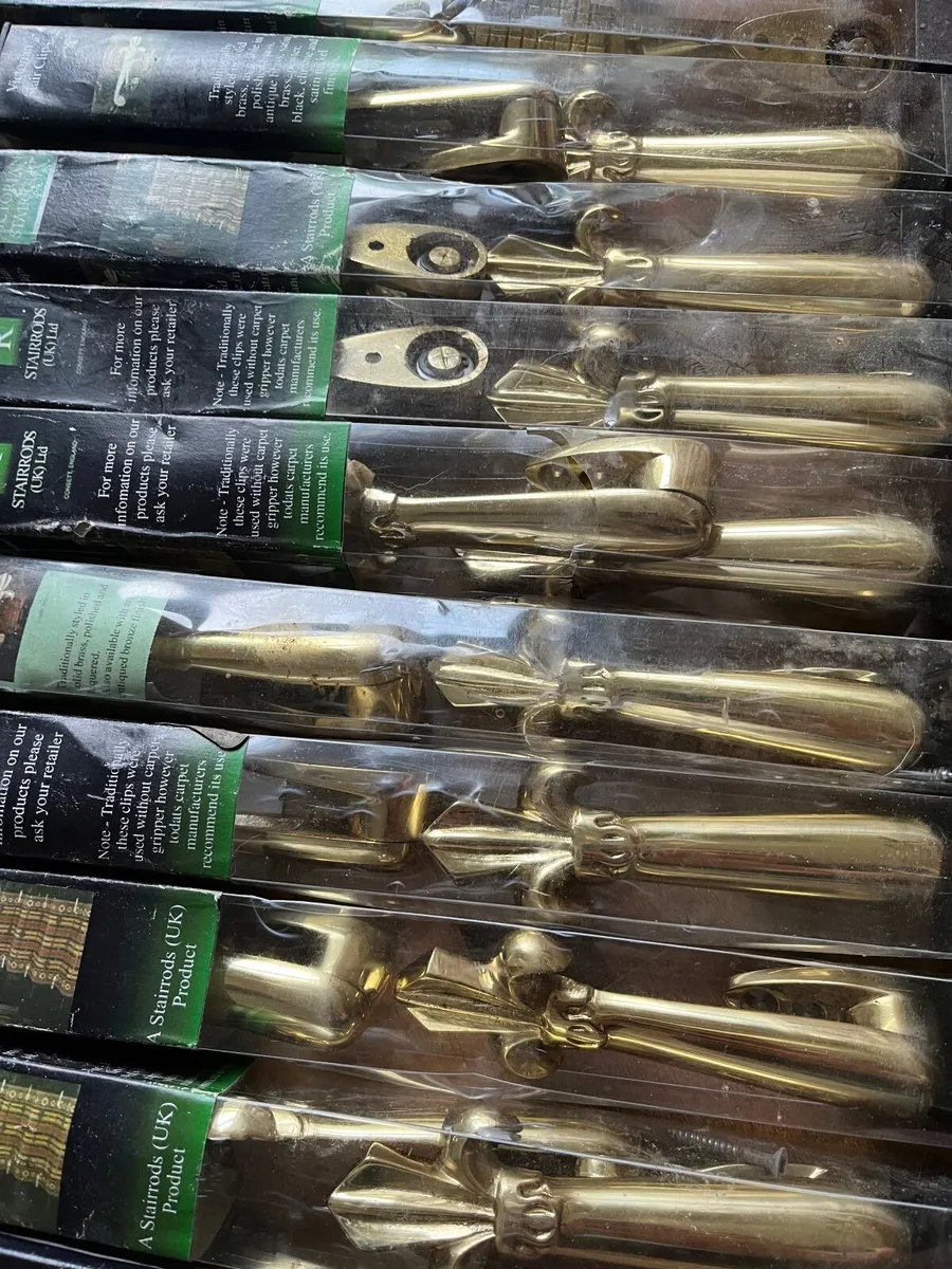 Brass stair clips - Image 2