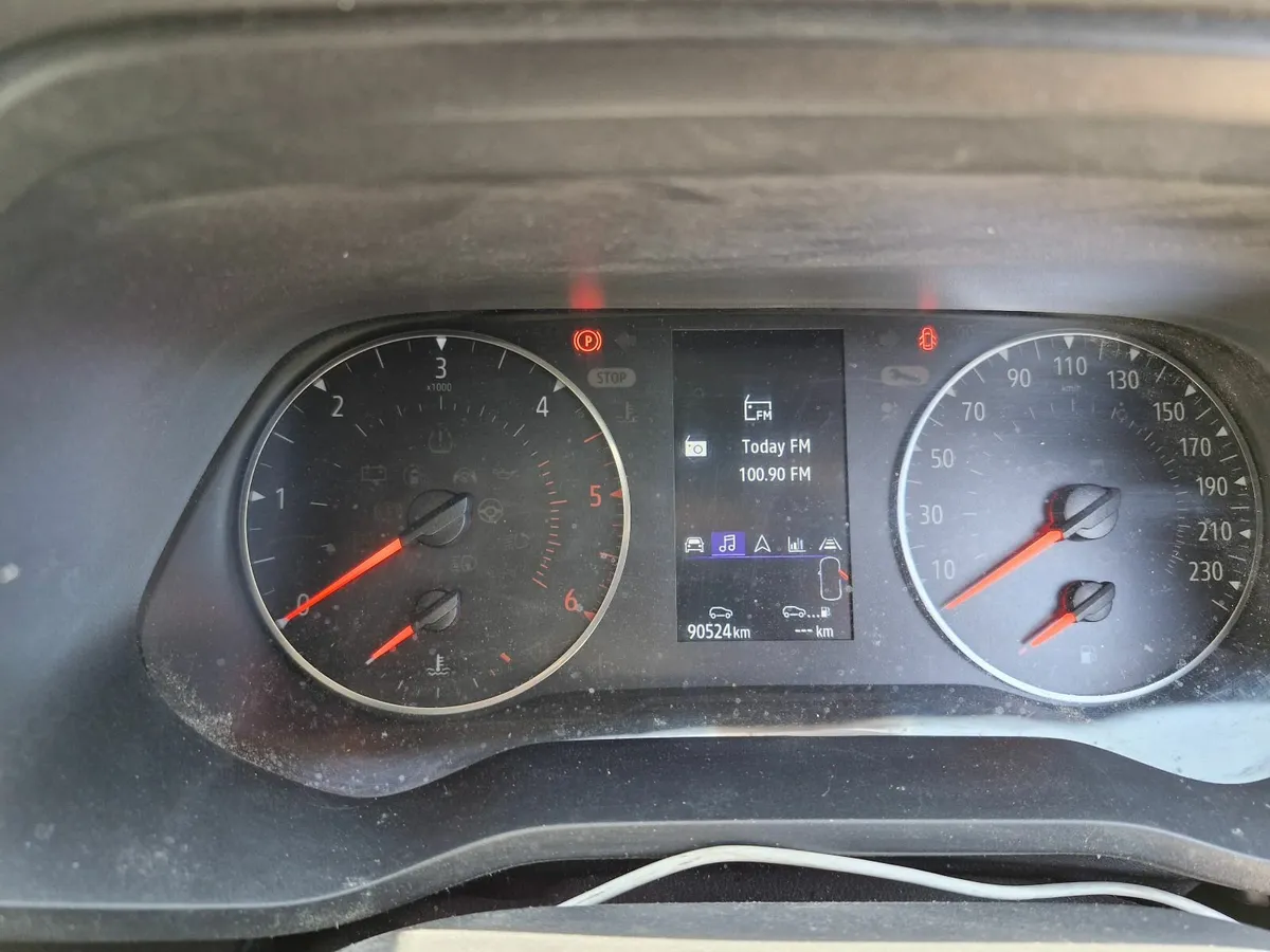 Renault Trafic 2022 170 auto - Image 4
