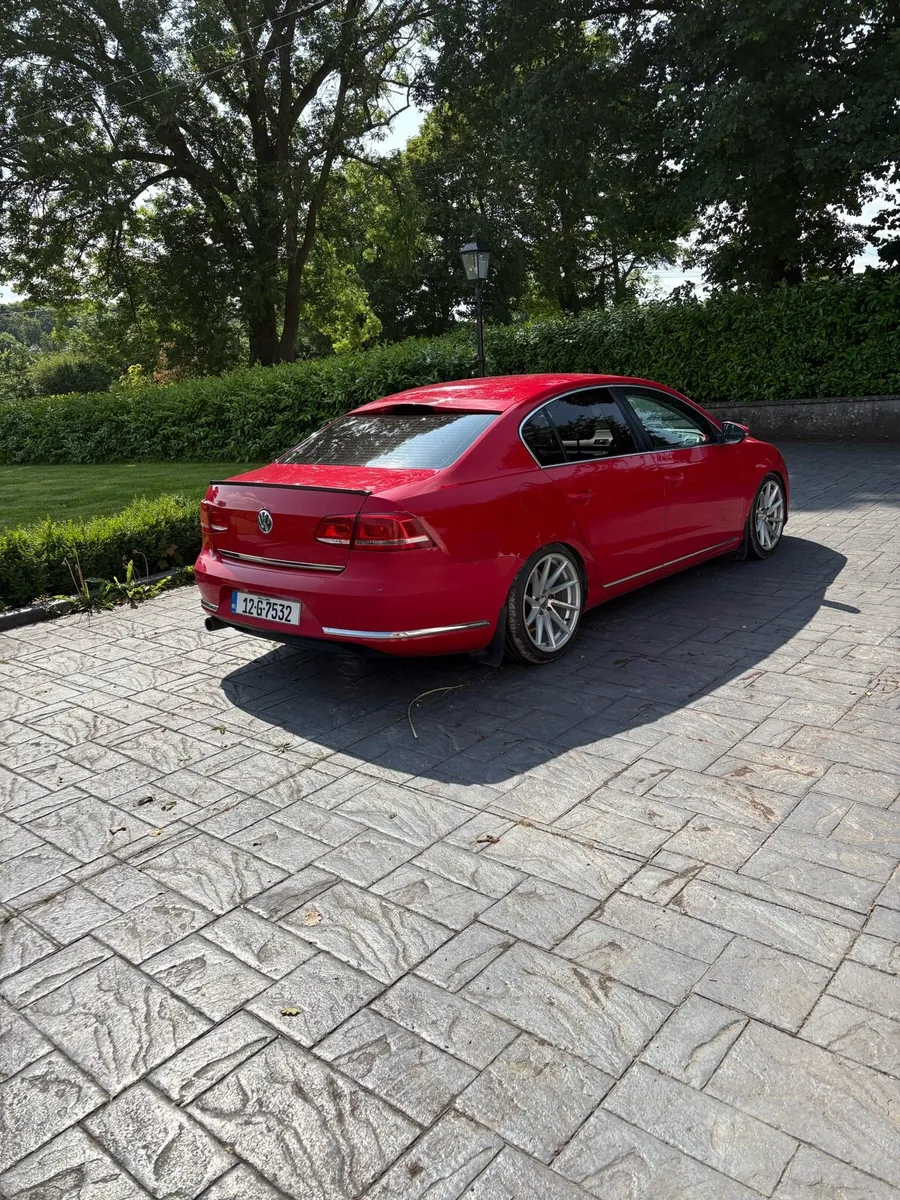 Volkswagen Passat - Image 3