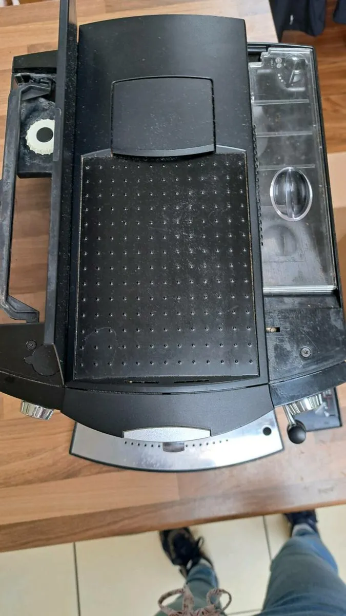 Jur Impressa Coffee Machine - Image 4