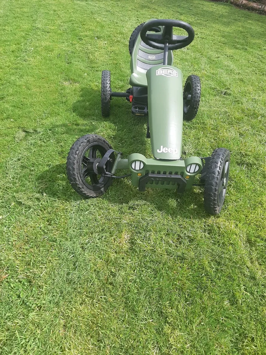 Berg Jeep Adventure Rally Pedal Go Kart Green - Image 3
