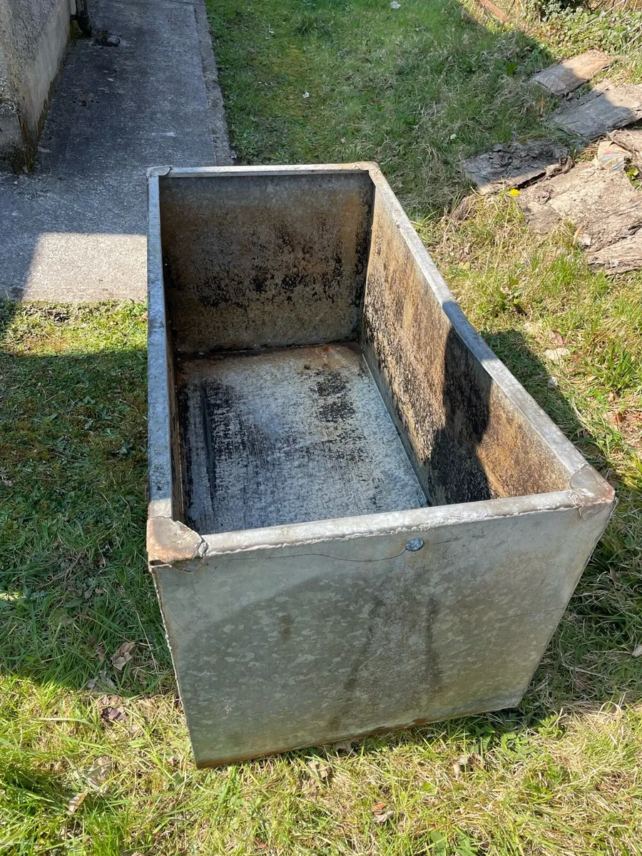 Zinc water tanks ( 3 ) - Image 3