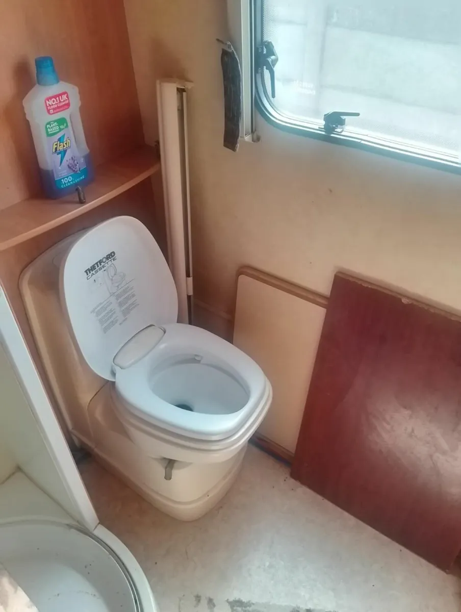ACEAWARD MORNINGSTAR 4 BERTH - Image 4