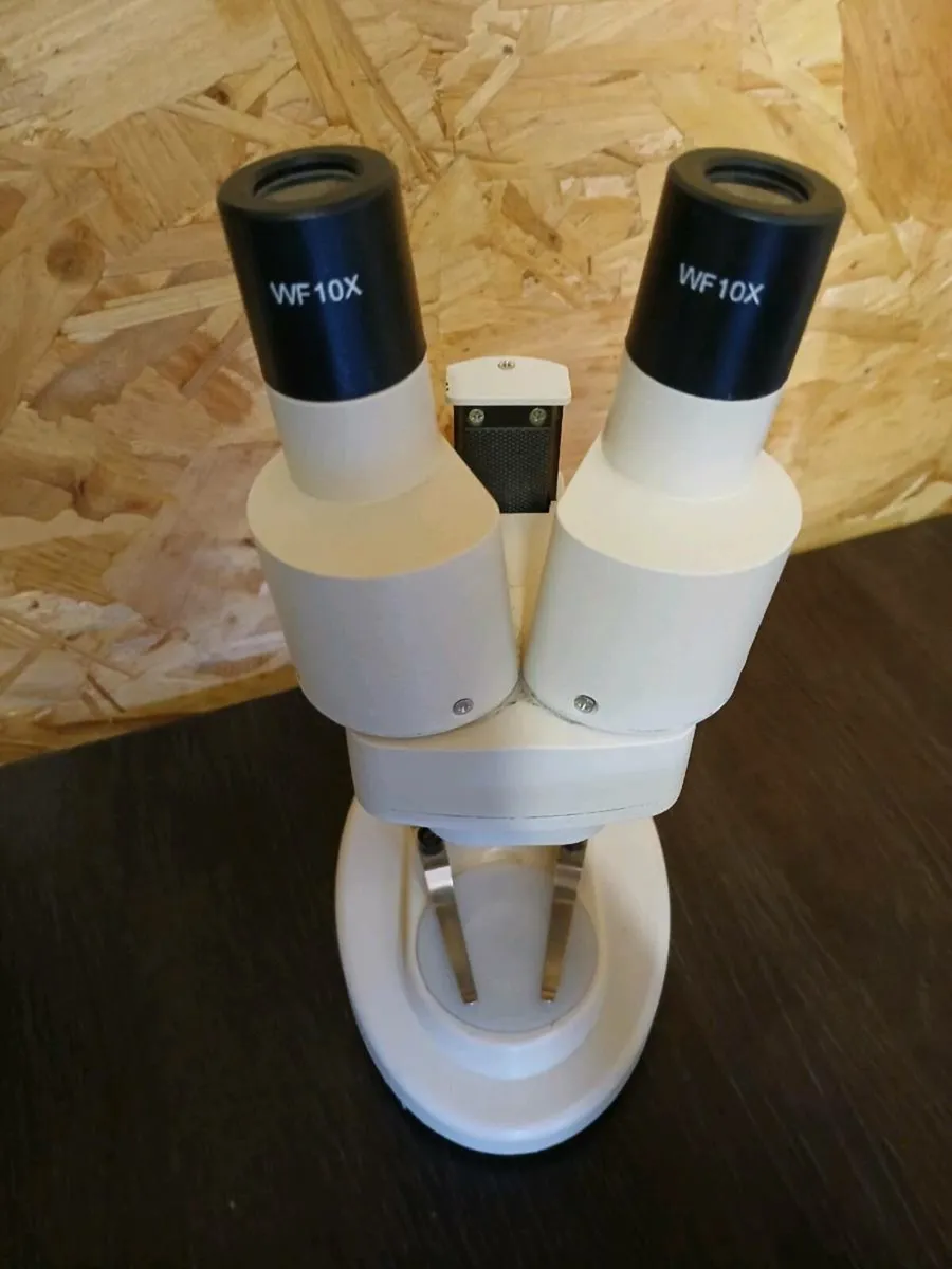Microscope - Image 2