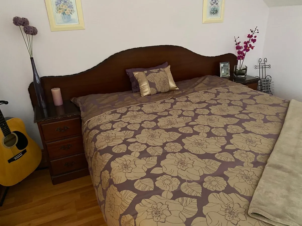 5 ft bed headboard base Mattress lockers