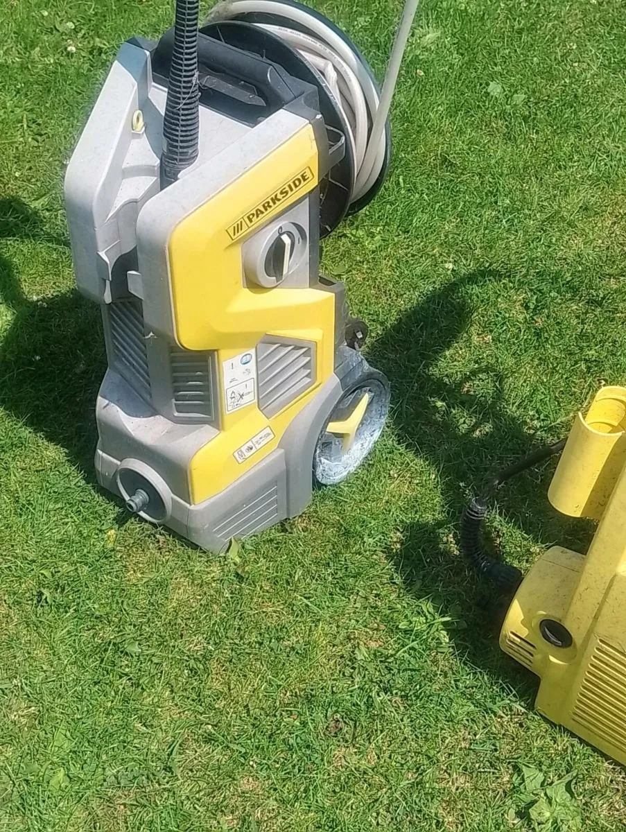 2 power washers (read description) - Image 2