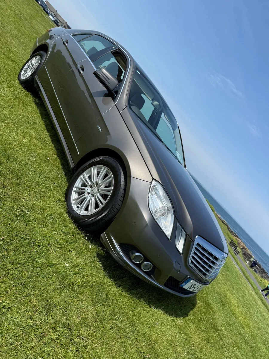 Mercedes E220 - Image 1