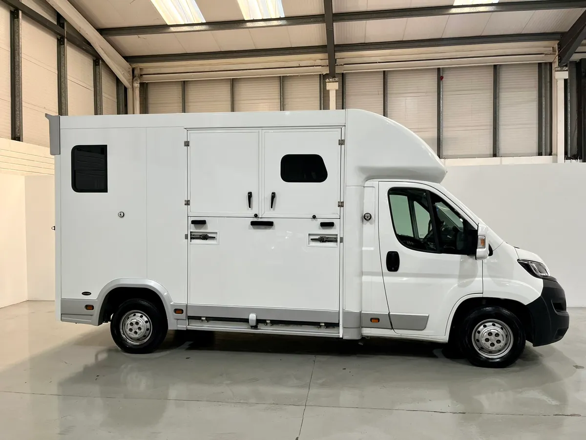 192 Overlander R160 - Image 4