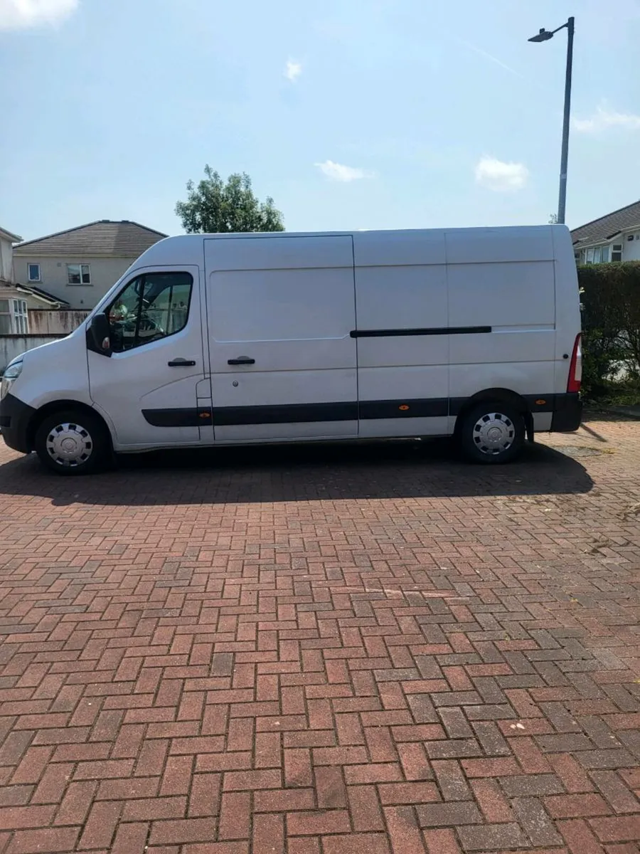 Man and van - Image 1