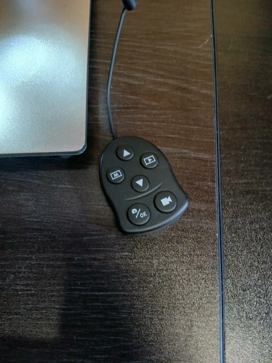 Digital microscope with 7" screen - Image 3