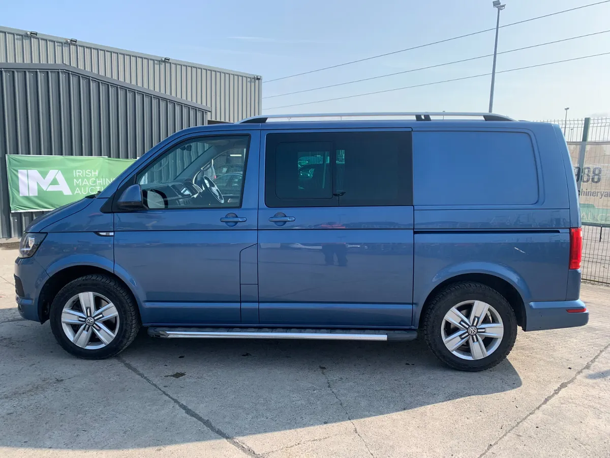 BID ONLINE NOW - 2017 VW TRANSPORTER CREW CAB - Image 2