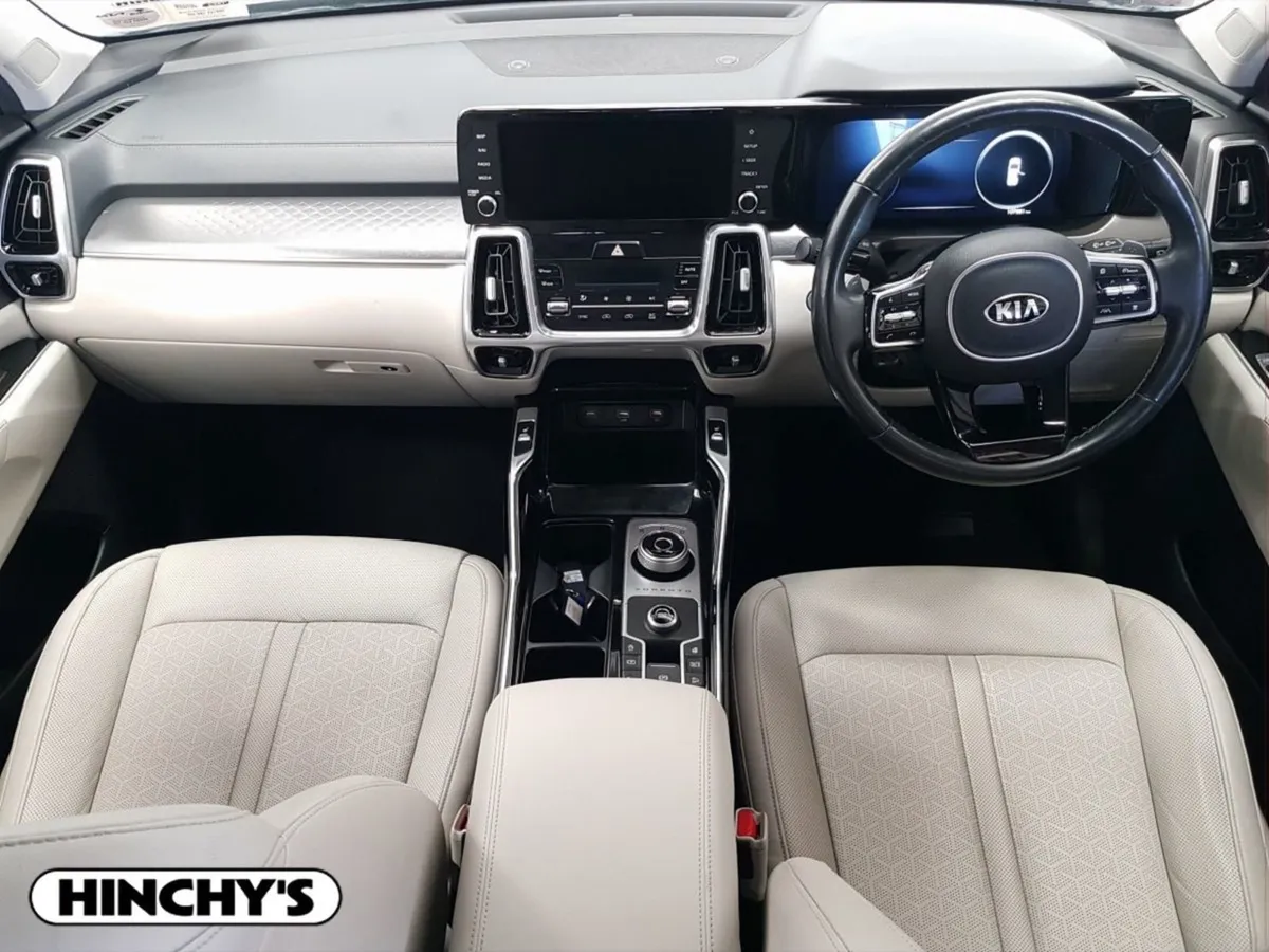 Kia Sorento 2.2 K3 4X2 Diesel 7 Seats - Image 3