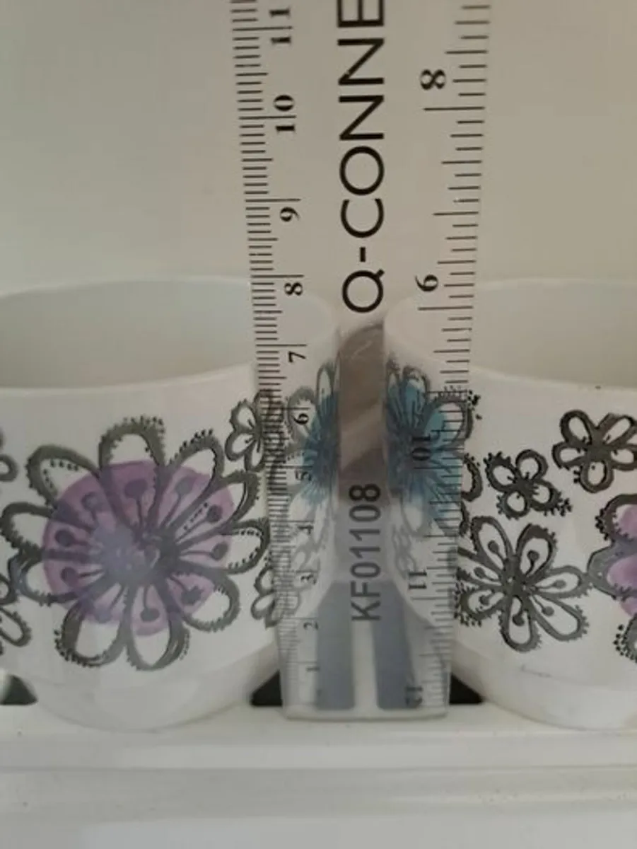 Vintage 4 stackable cups - Image 3