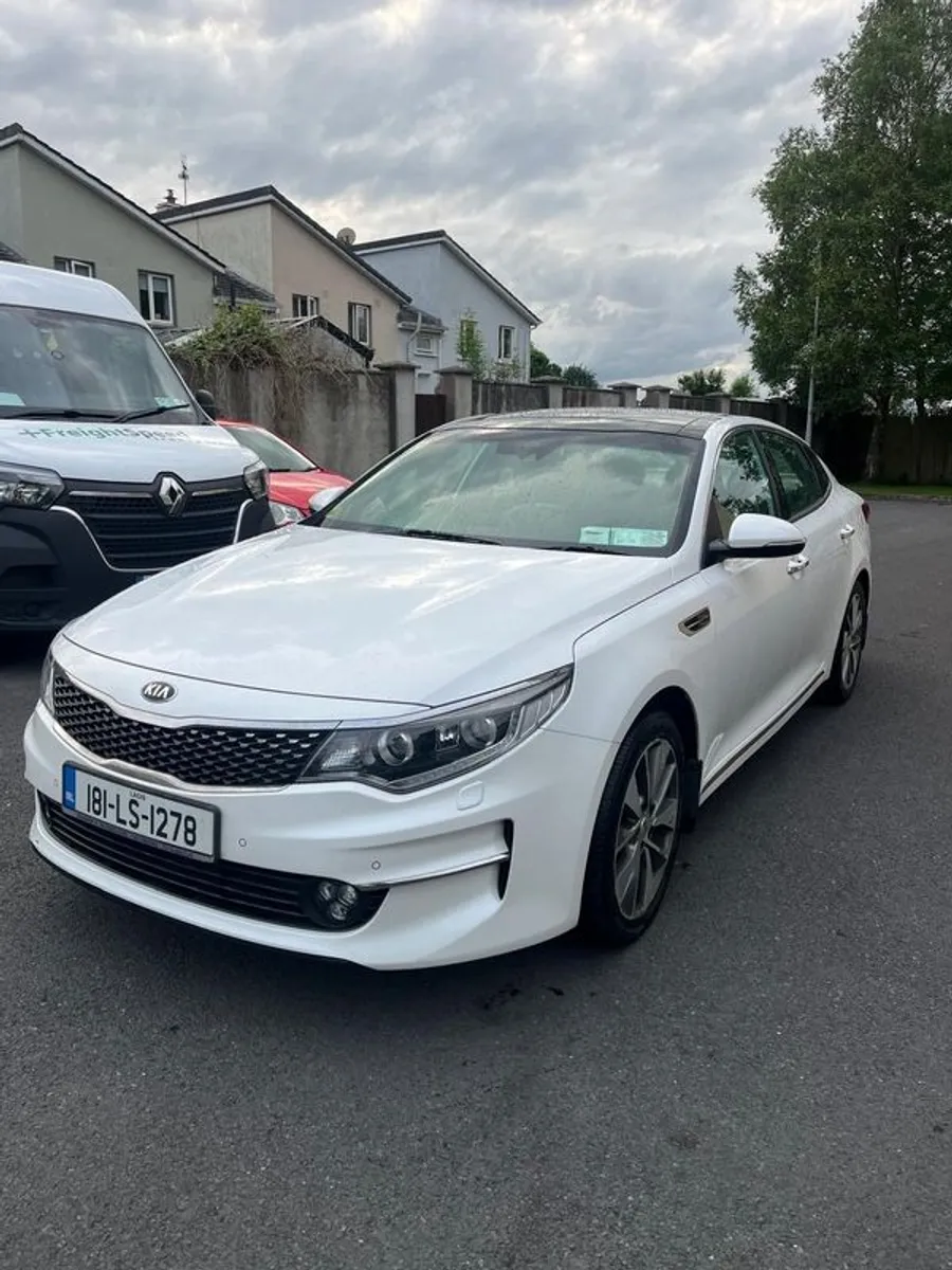 2018 Kia Optima - Image 1