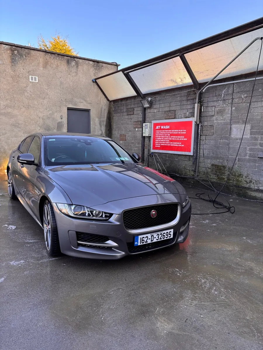 Jaguar XE 2016 - Image 1