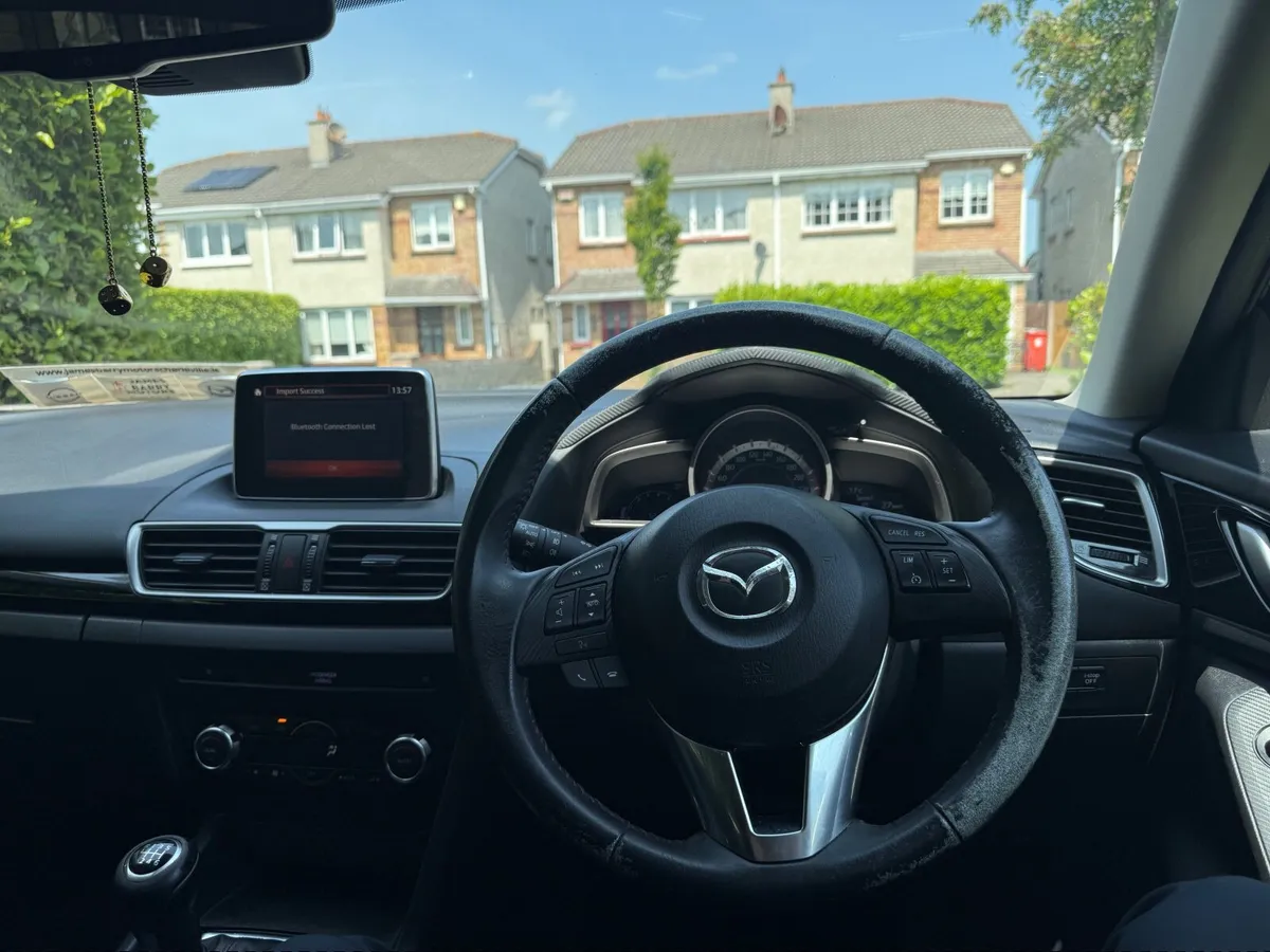 Mazda Mazda3 2017 - Image 4