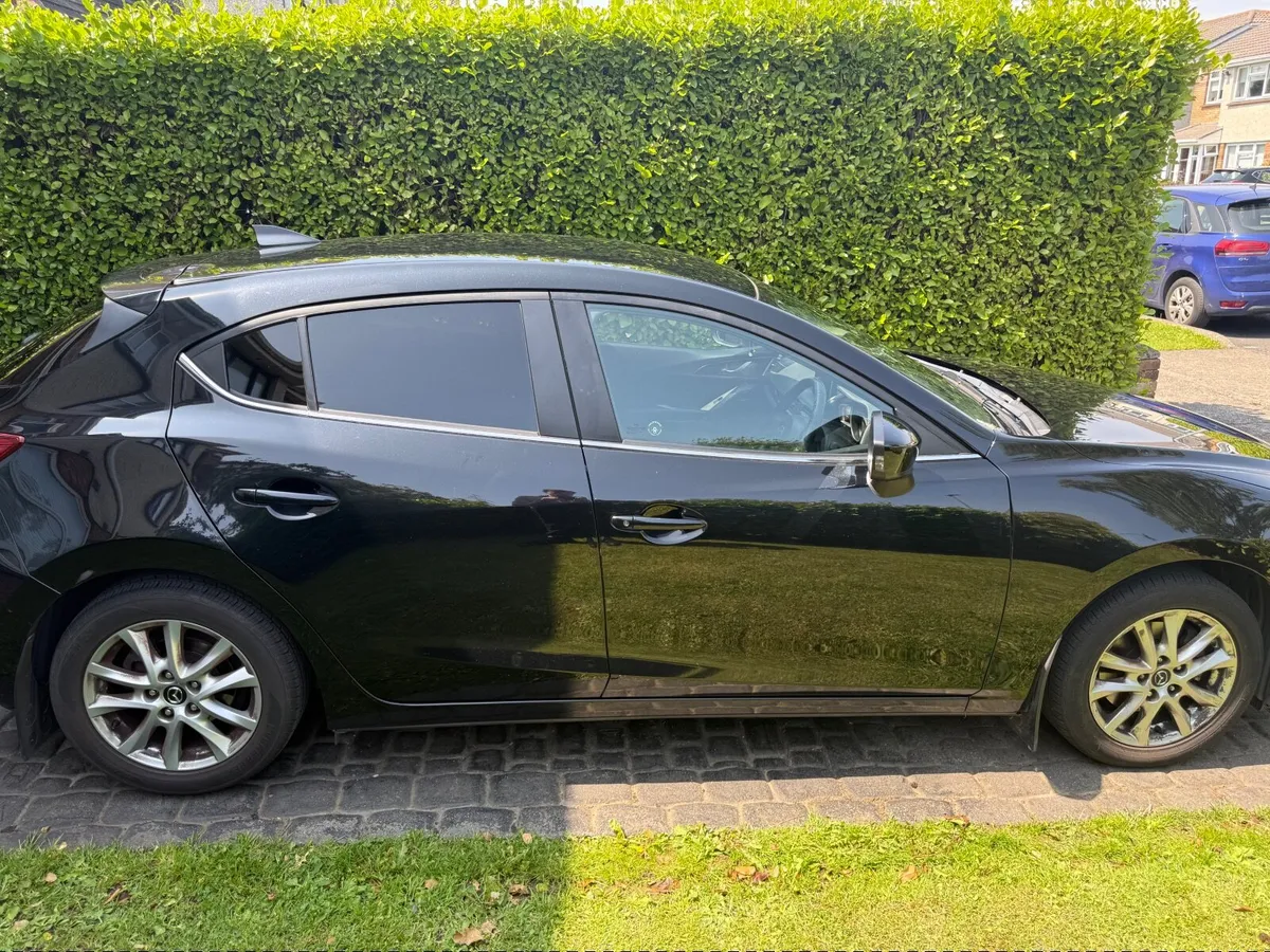 Mazda Mazda3 2017 - Image 2