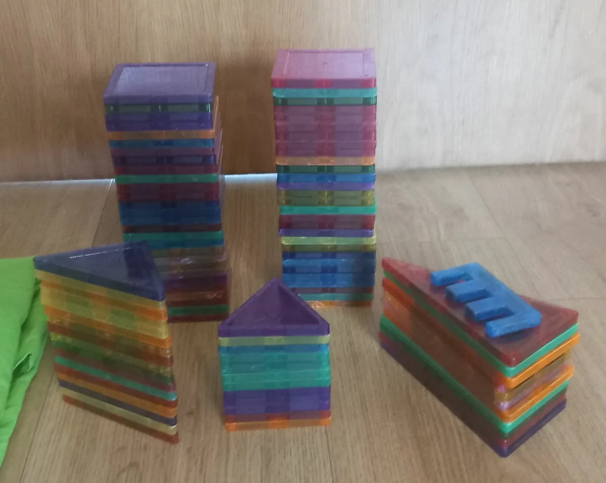 100 Building Magnetic Tiles - Image 3