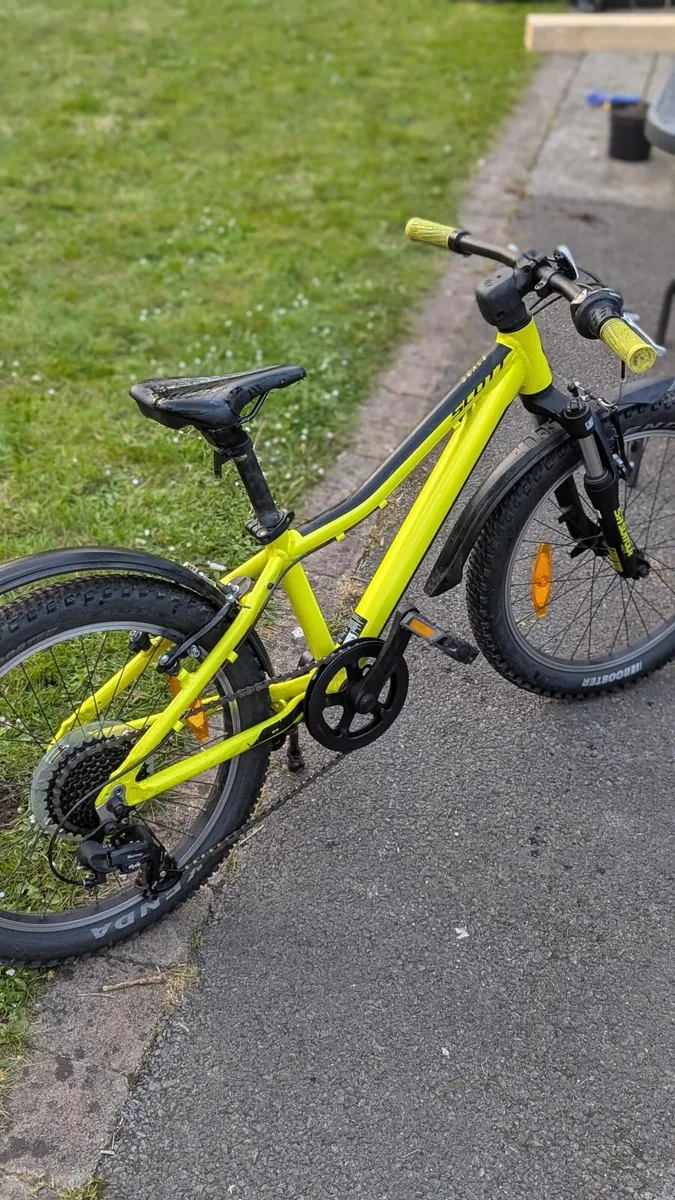 Scott Scale 20 bike - Image 4