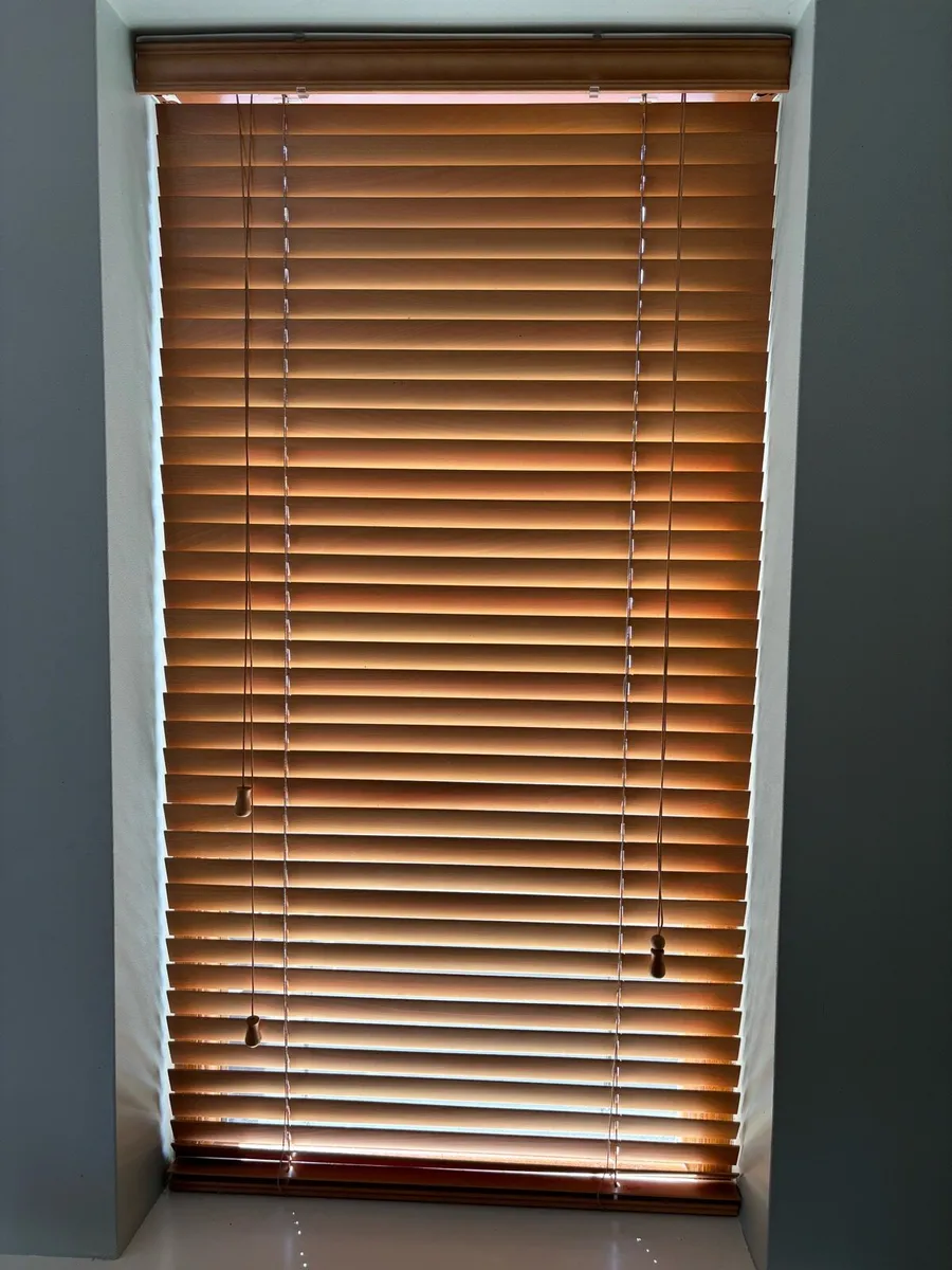 Wood Venetian blinds - Image 3
