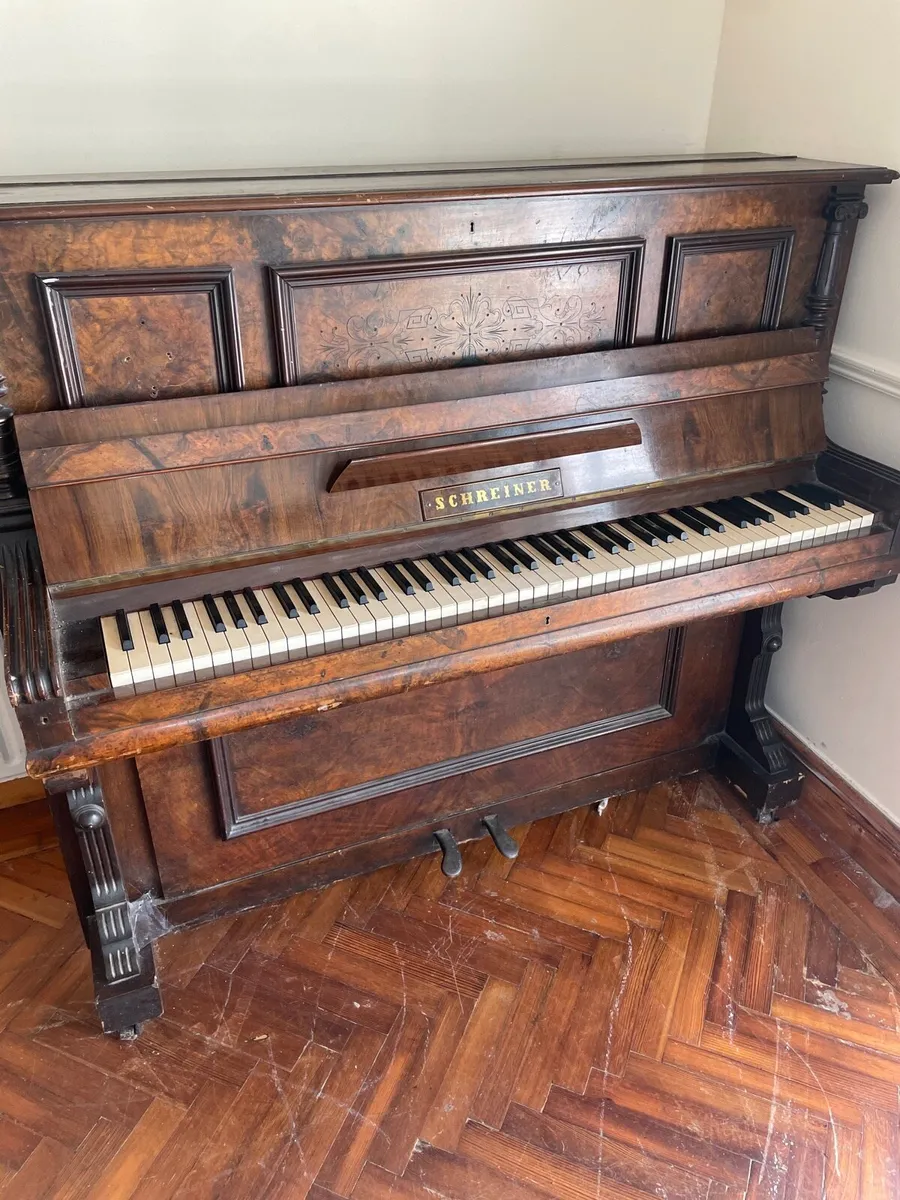 Piano - Image 1