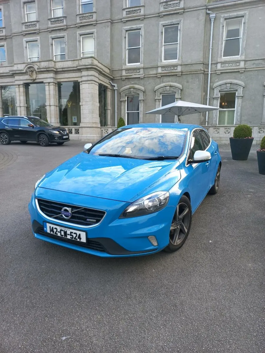 Volvo V40 R Design - Image 4