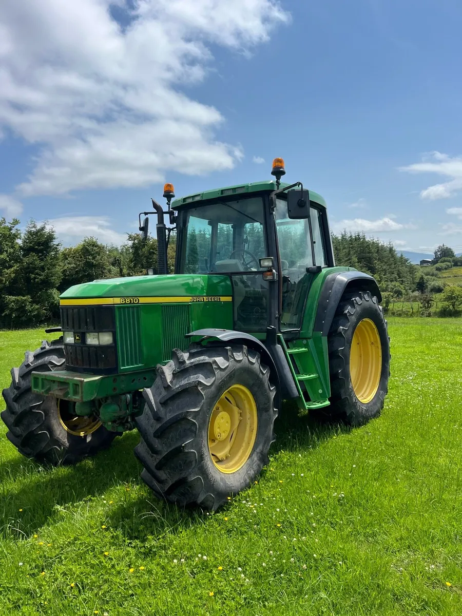 John Deere 6810 - Image 2