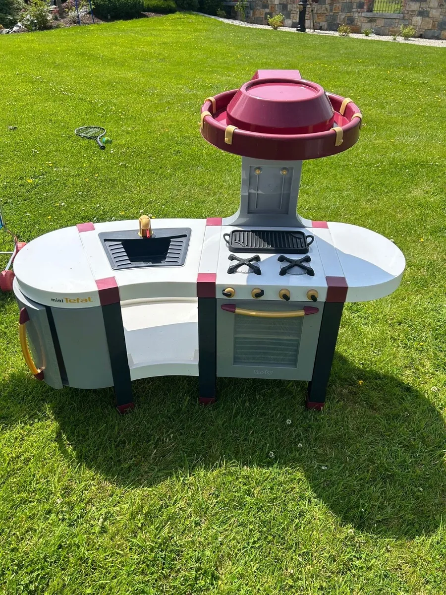 Toys - Image 1