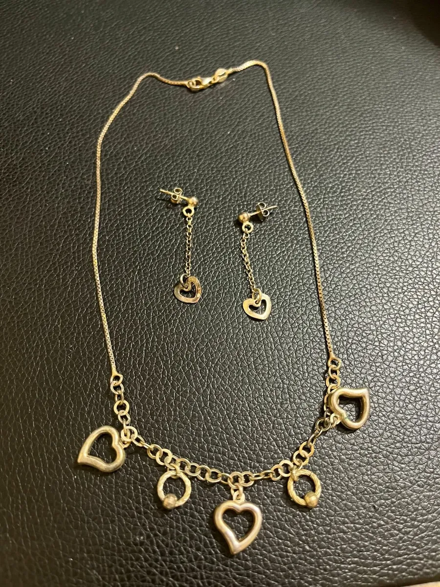 Necklace and earings set - Image 1