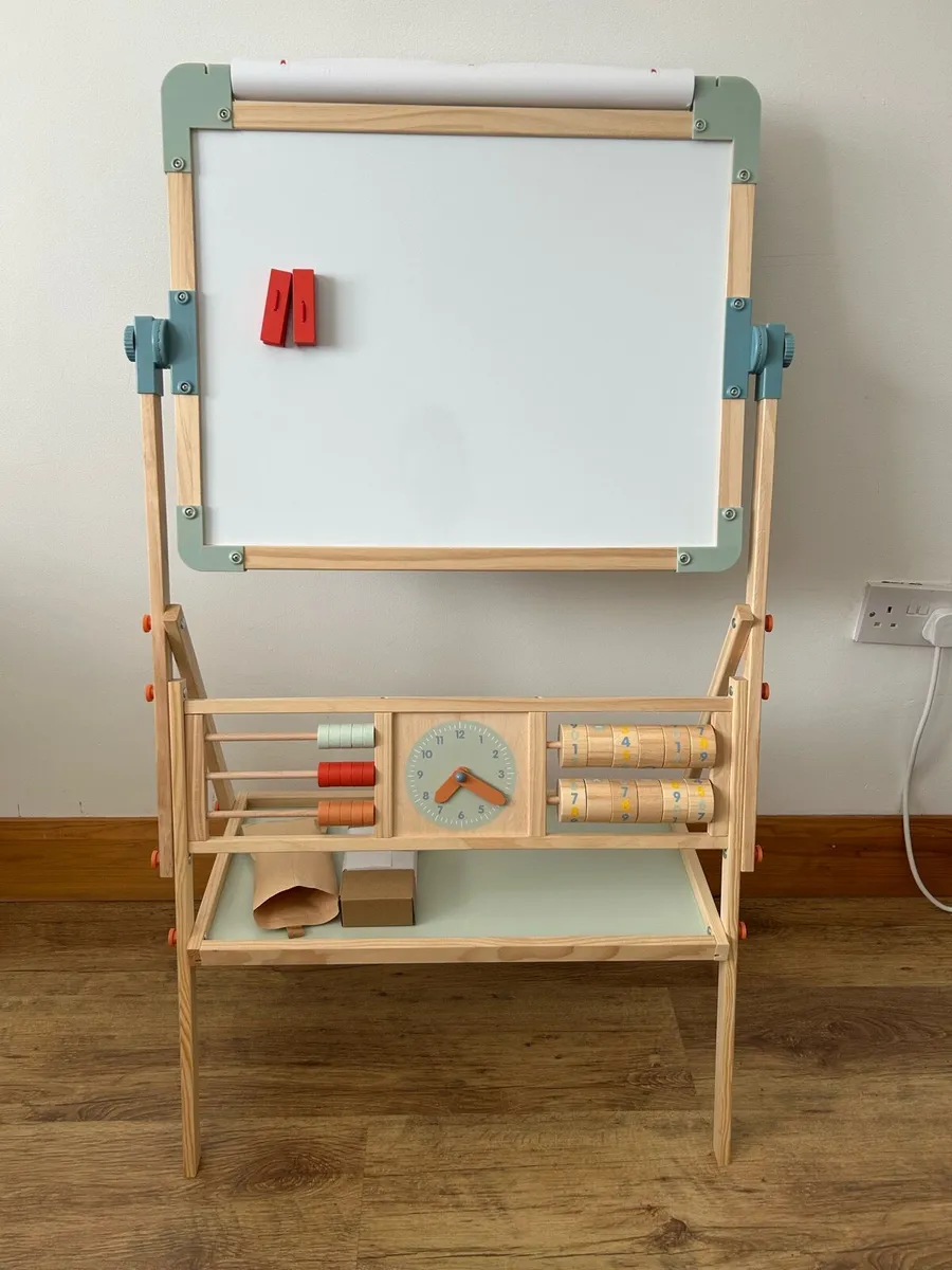 ALDI kids easel - Image 1