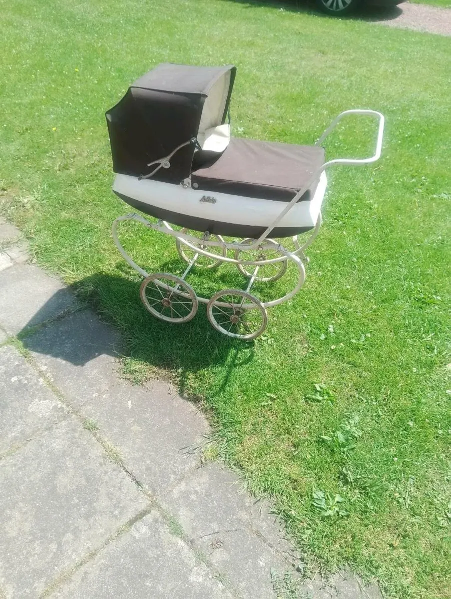 Lullaby antique toy pram - Image 1