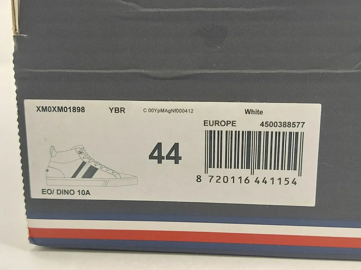 Clothing & Footwear Auction - Image 2