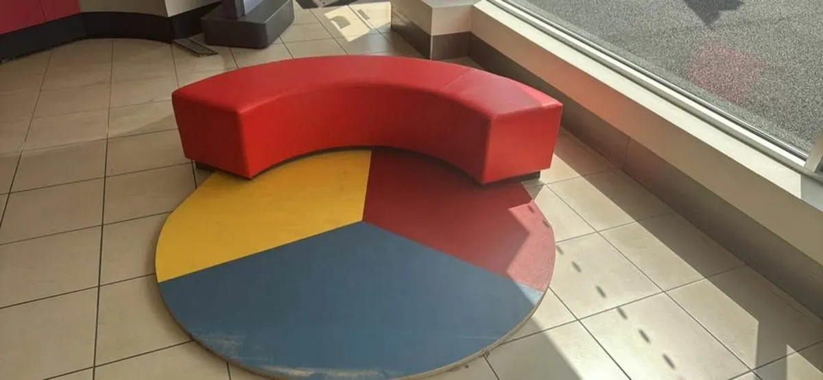 Kids Curved Bench
