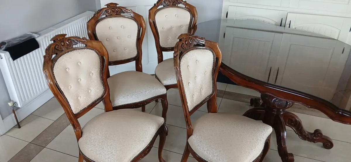 Dining table and chairs - Image 4