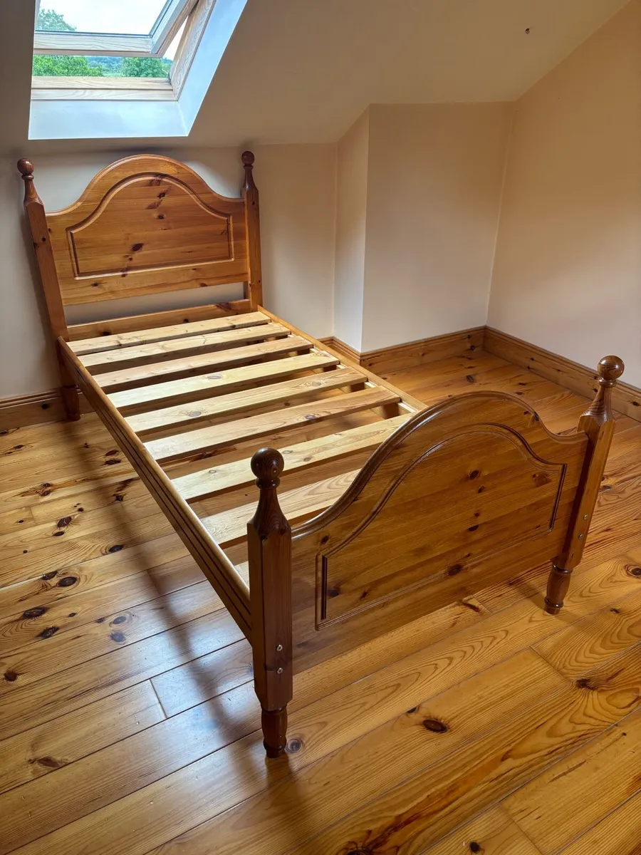 Pine single bed - Image 2