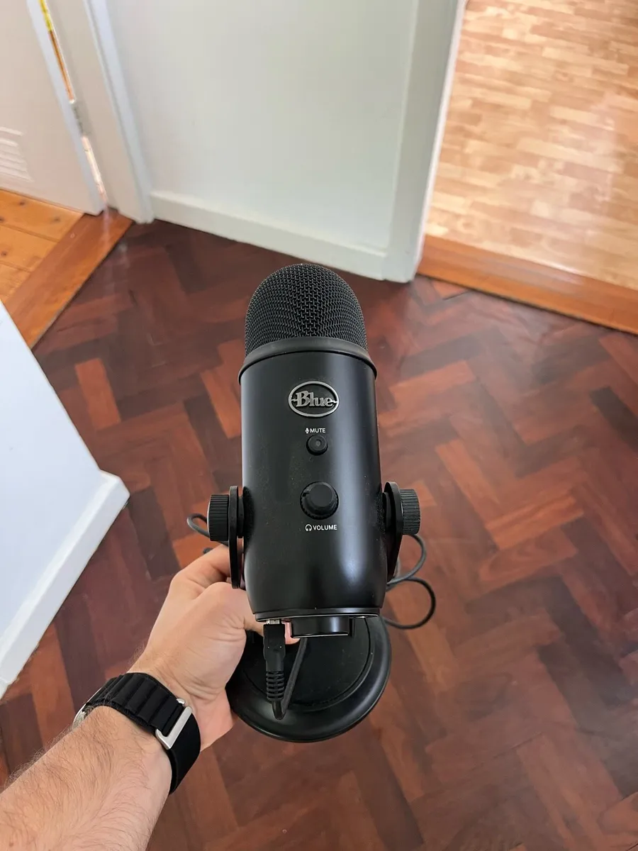 2 Blue USB microphones for sale- Yeti & Snowball - Image 1
