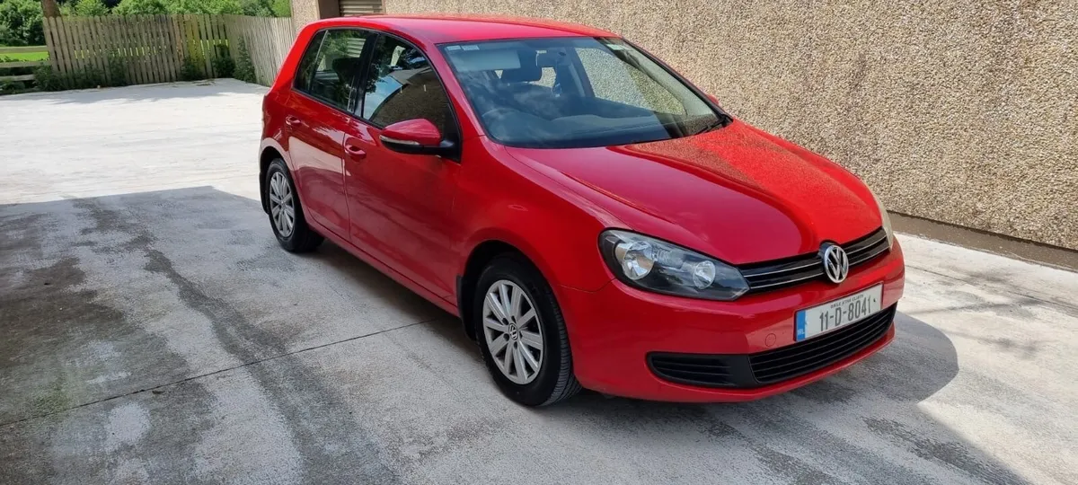 2011 Volkswagen Golf 1.6TDi CL MF5 - Image 2