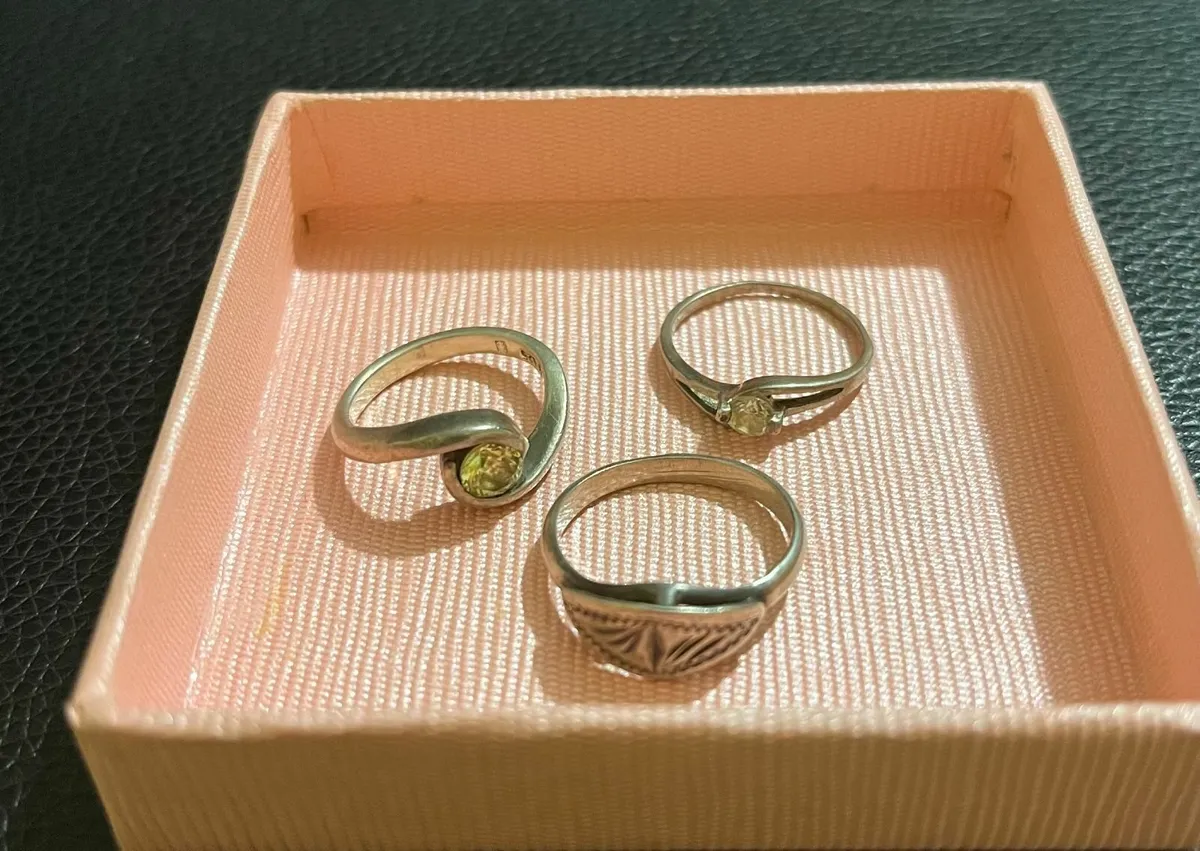 Jade stone adjustable ring and silver rings - Image 2