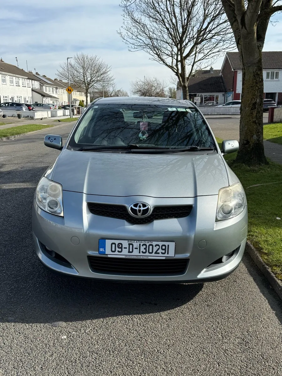 Toyota auris 2009 model - Image 2
