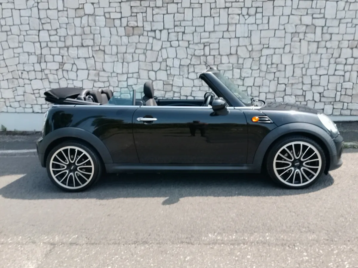 Mini Cooper 1.6 2DR - Image 2