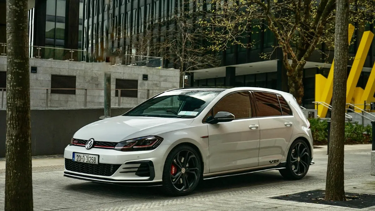 Volkswagen Golf GTI TCR - Image 1