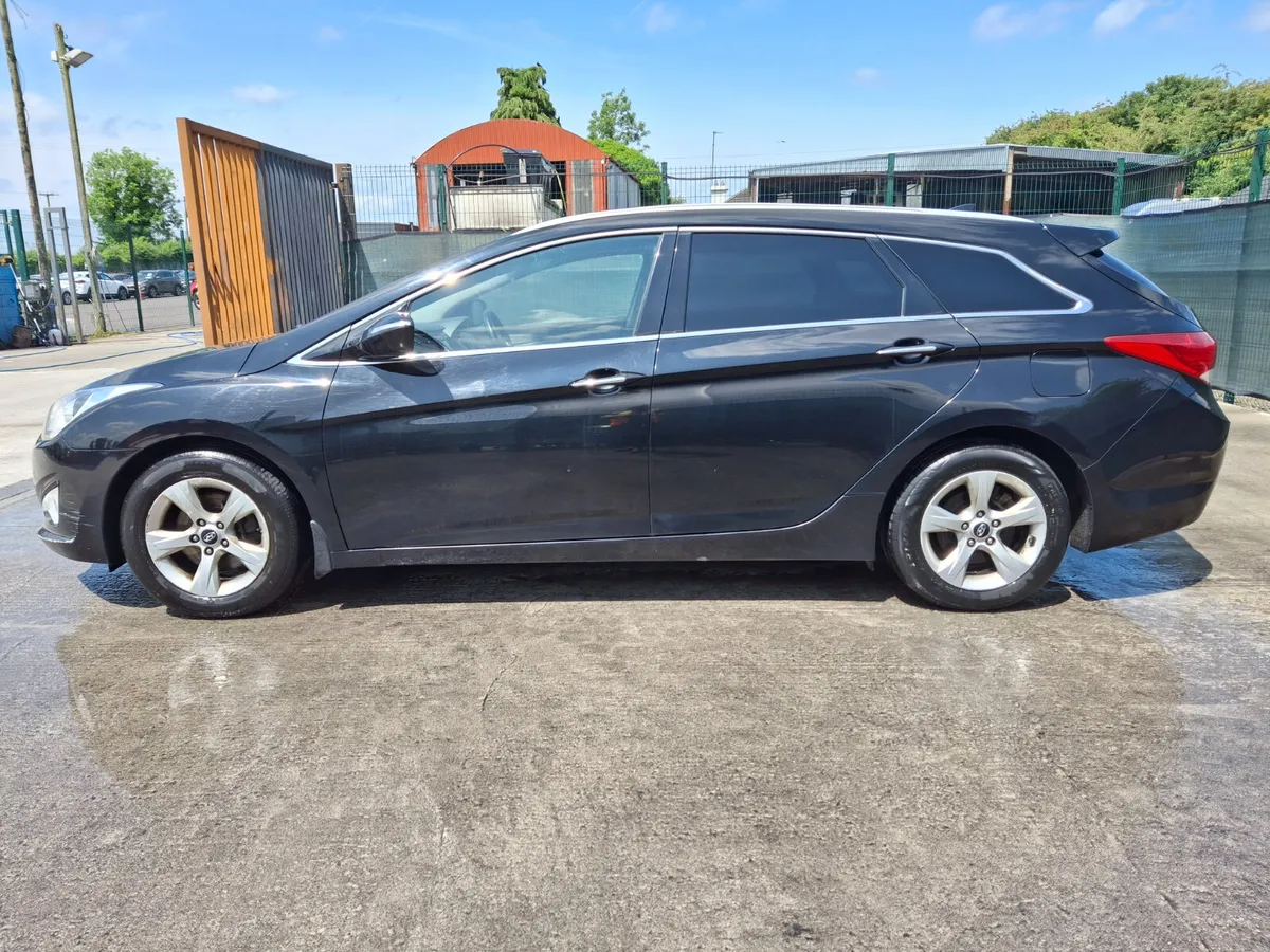 2015 Hyundai i40 1.7 Diesel Drive Home - Image 2