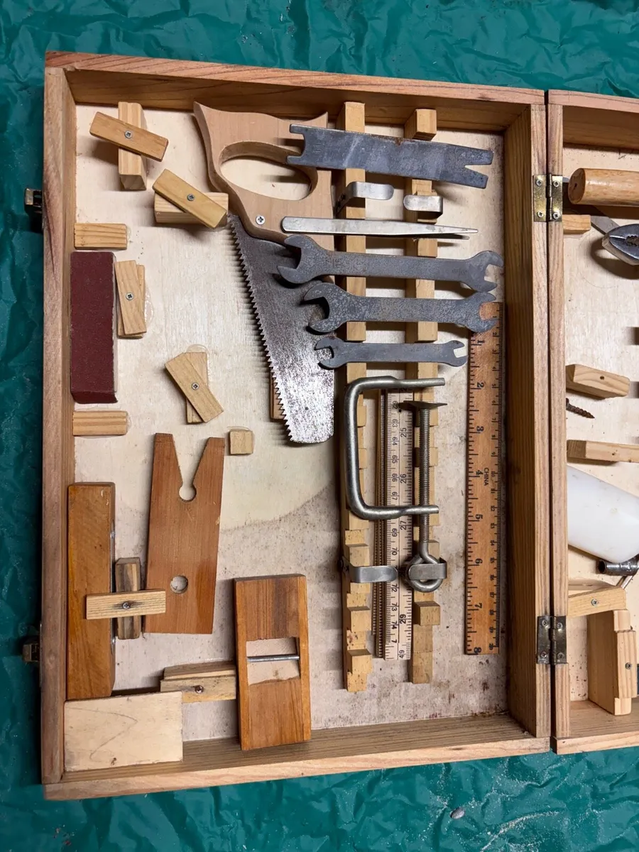 antique - Image 2