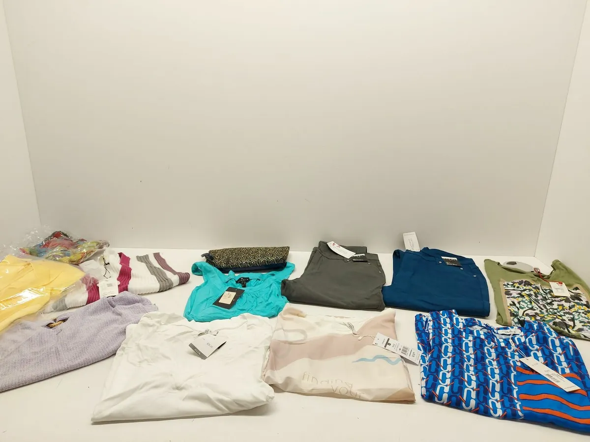 Online Auction Of Women's Clothing & More! - Image 1