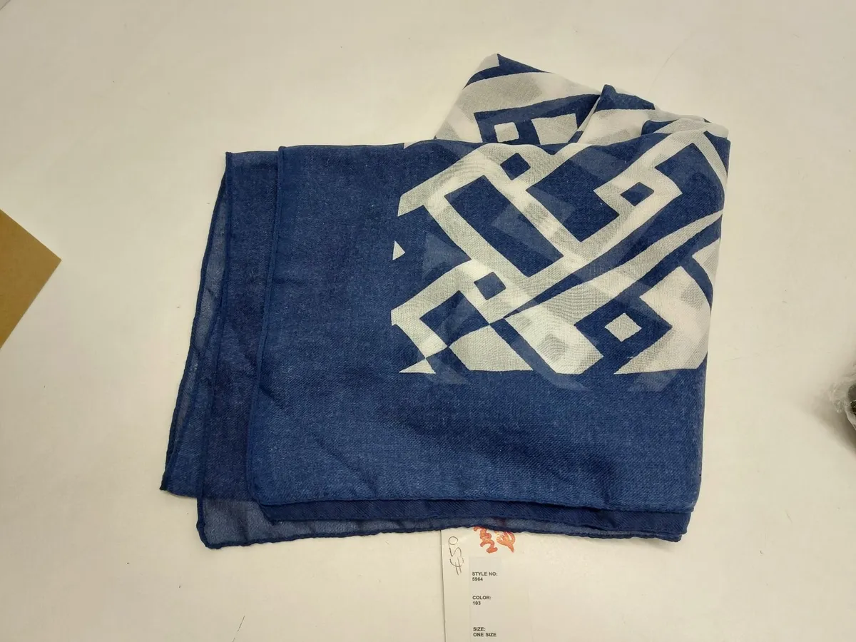 Online Auction Of Scarves & More! - Image 3