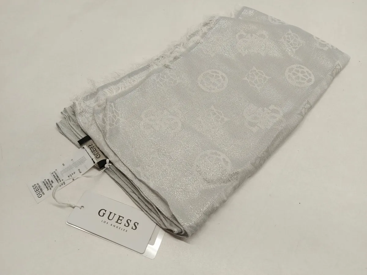 Online Auction Of Scarves & More! - Image 4