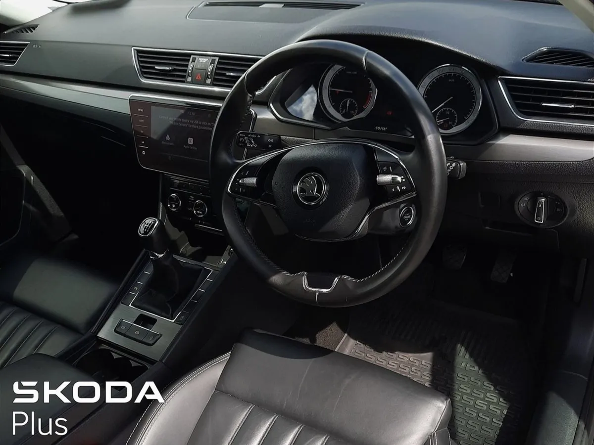 Skoda Superb  style Model  Manual 2.0tdi 150HP - Image 4